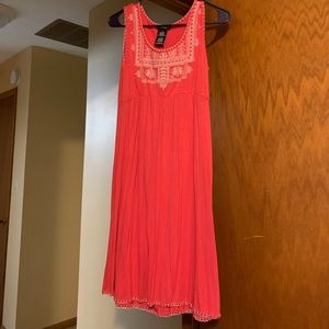 Premise size small dress. Only wore a few times.